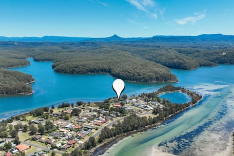 Nearby landmark, Day, Natural landscape, Bird's eye view, Mountain view