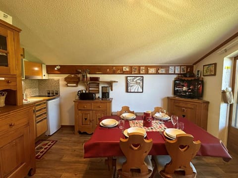 Appartement cosy, 300m des pistes, avec balcon et parking - Praz sur Arly - FR-1-603-96 Apartment in Megève