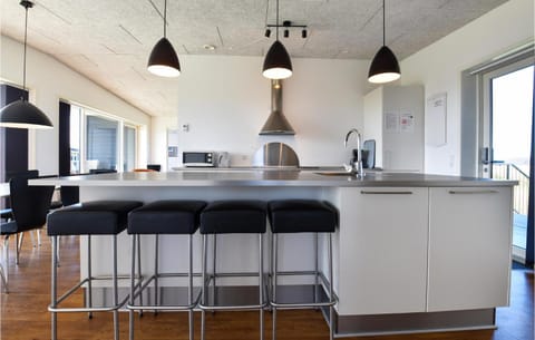 Gorgeous Apartment In Ringkbing With Kitchen Wohnung in Søndervig