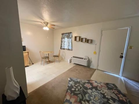 One BR Comfort Awaits Near Ft Sill Apartment in Lawton