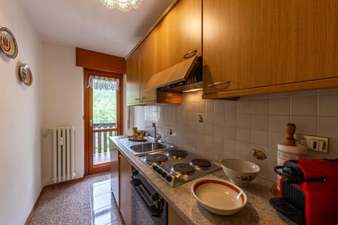 APPARTAMENTO LE GINESTRE - Relax e vista Montagna - COUR 0248 Apartment in Courmayeur