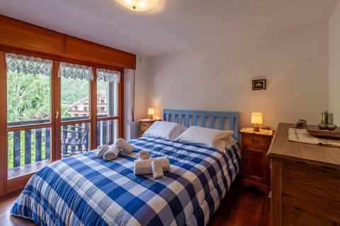 APPARTAMENTO LE GINESTRE - Relax e vista Montagna - COUR 0248 Apartment in Courmayeur