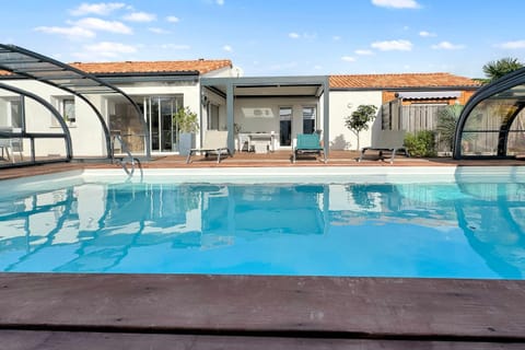 LA MARINE - Villa 10 pers avec piscine House in Saint-Gilles-Croix-de-Vie