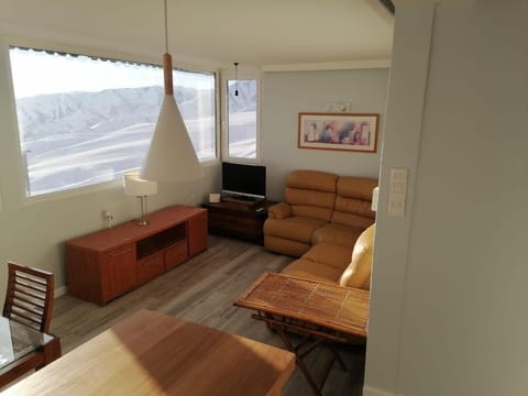 Natural landscape, Living room