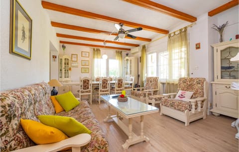 Pet Friendly Home In Skabrnja With Kitchen House in Zadar County