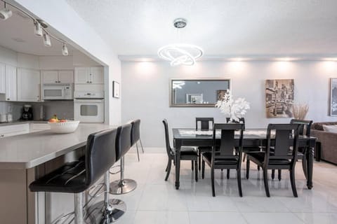 Ocean Reserve Luxury Condo at Sunny Isles Beach Apartment in Sunny Isles Beach