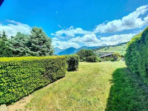 Appartement 2 chambres avec jardin au pied du Mont Blanc - FR-1-560-144 Apartment in Combloux