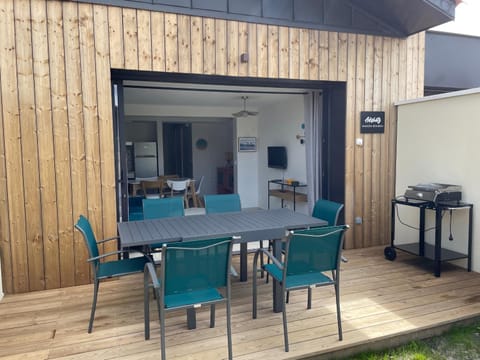 Maison moderne et calme, proche centre et océan, avec piscine et jardin, Vieux Boucau - FR-1-239-1075 House in Vieux-Boucau-les-Bains