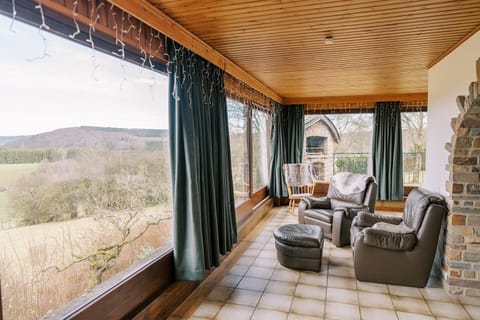 Day, Living room, Seating area, Mountain view