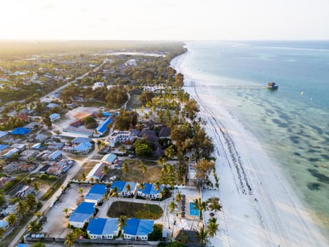 Nearby landmark, Day, Natural landscape, Bird's eye view, Beach, City view, Sea view