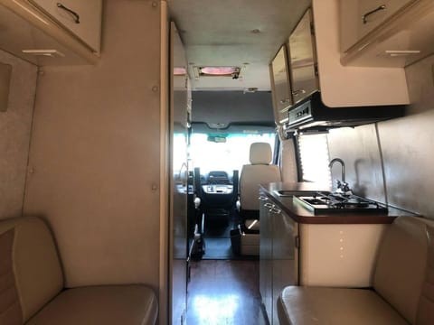 Private and cozy RV, bus to NYC nearby Casa in Linden