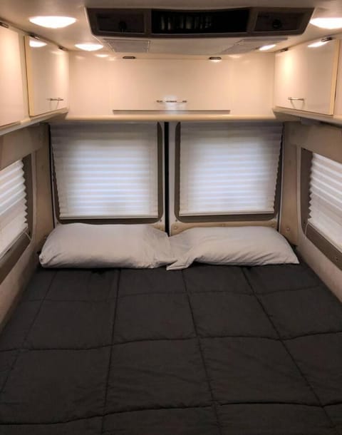 Private and cozy RV, bus to NYC nearby Casa in Linden