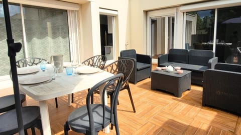 Balcony/Terrace, Dining area