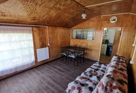 Cabaña muy confortable con buena ubicación y acceso Apartment in Puerto Montt