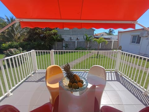 Patio, Spring, Garden, View (from property/room), Balcony/Terrace, Dining area, Garden view