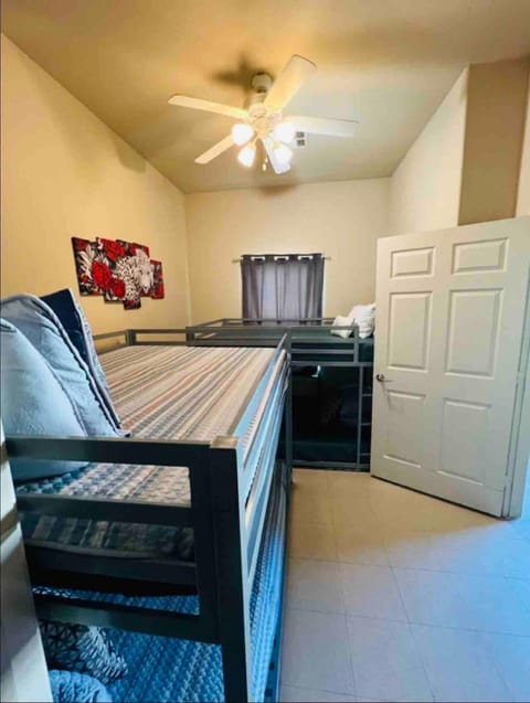 4210 Y1 cozy 3BR near Pelican Island Seawolf PKWY House in Galveston Island