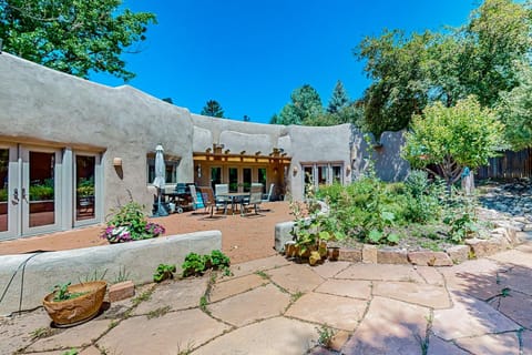 Casa del Sueños Casa in Taos