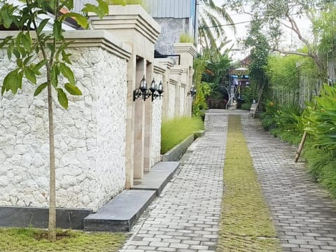 Bali Made Villa Apartment hotel in Blahbatuh