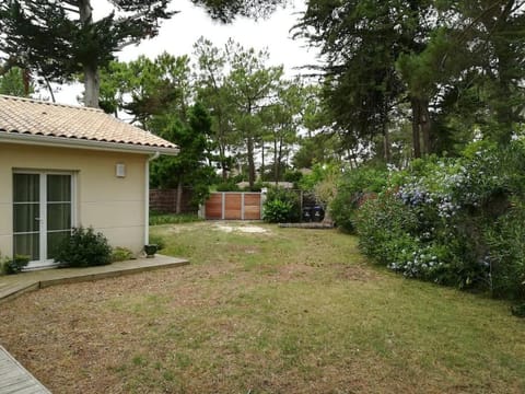 Belle villa au Cap Ferret Quartier MIMBEAU Villa in La Teste-de-Buch