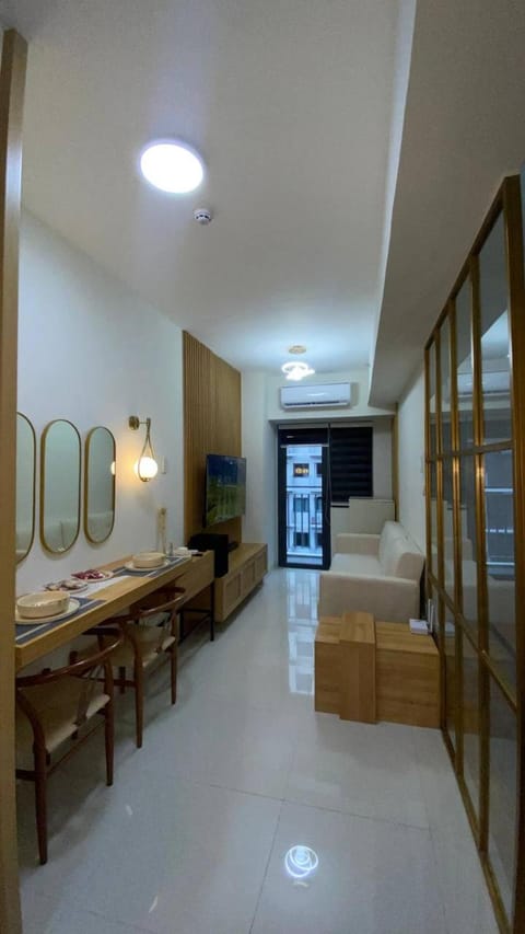 Enchanted Gateway by Shore 3 Apartment in Pasay