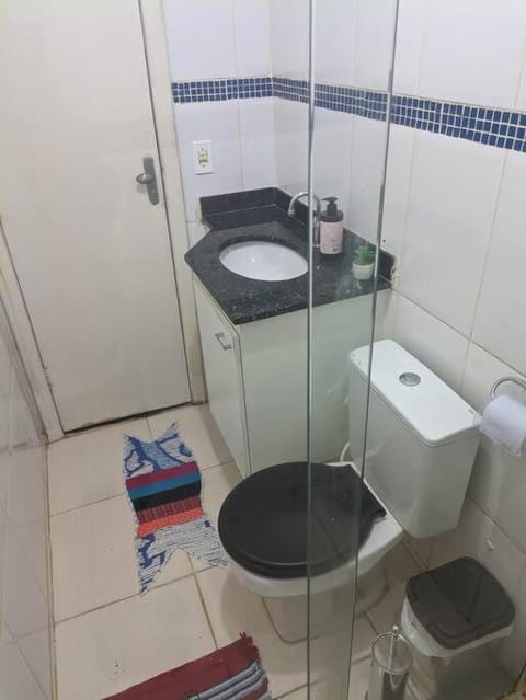 Quarto de Casal Bem Localizado Em apto Compartilhado Apartment in Uberaba