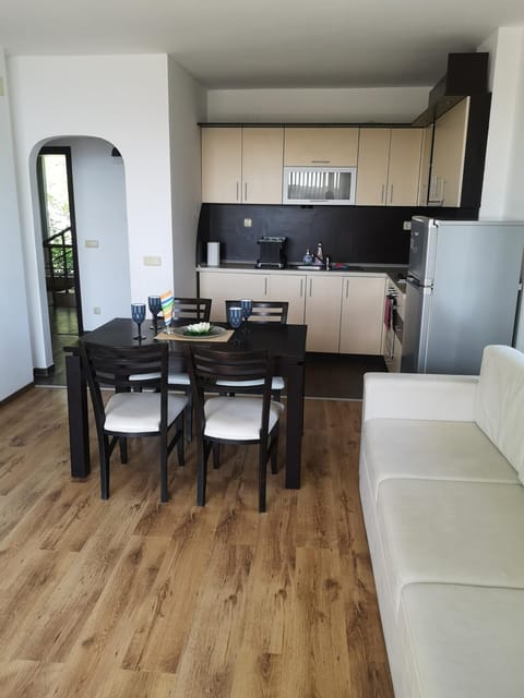 Seaview apartment complex Karia12 Apartamento in Kavarna