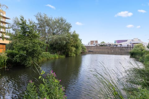 Day, Natural landscape, City view, Lake view, River view