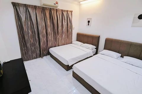 5 min to IPOH town 6br PASIR PUTEH 6BR 26pax mahjong House in Ipoh