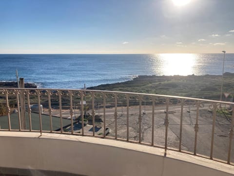 Day, Natural landscape, View (from property/room), Balcony/Terrace, Sea view