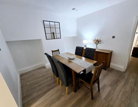 3 bed character terraced home House in Colchester