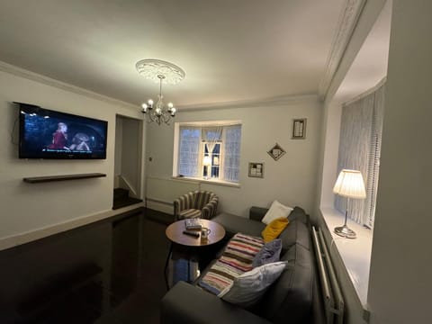 Marsh Lane Cottage Vacation rental in London Borough of Hackney