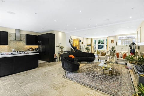 Luxury London House Apartment in London Borough of Richmond upon Thames