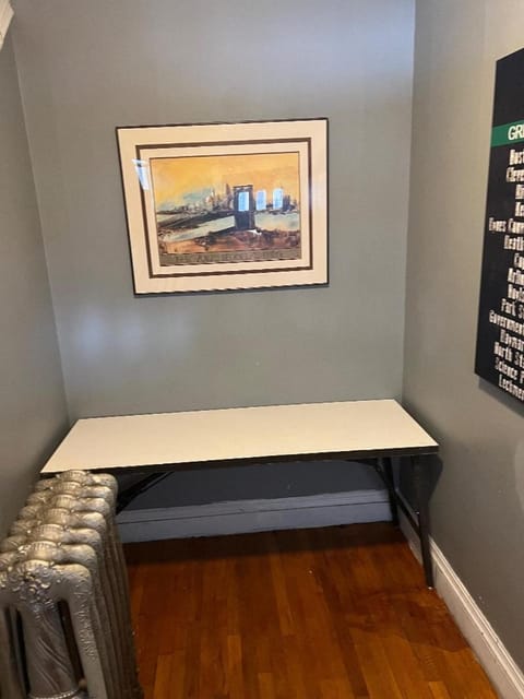 Cozy 1-Bed Private Room Downtown Dorchester, MA! Apartment in Quincy