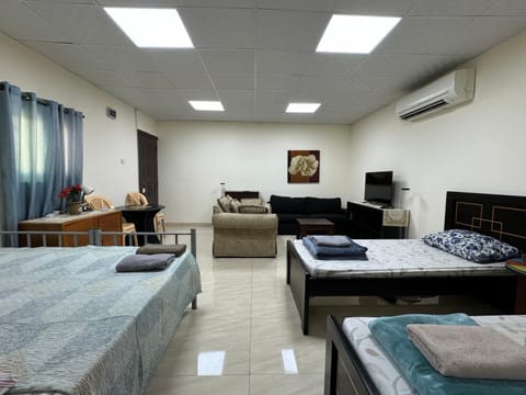 Studio 2 Apartment in Abu Dhabi