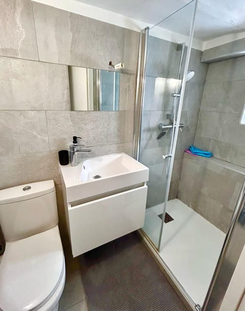 Superbe appartement à Suresnes à 10 minutes de Paris Apartment in Puteaux