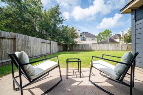 3bd house in Pearland House in Pearland