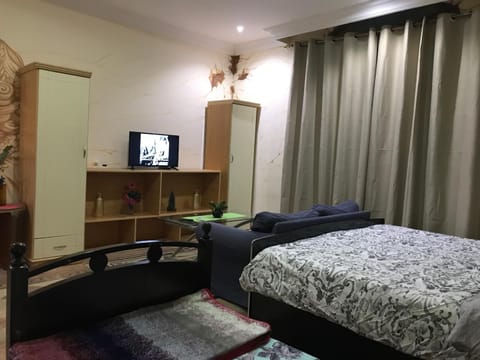 Studio 3 Apartment in Abu Dhabi