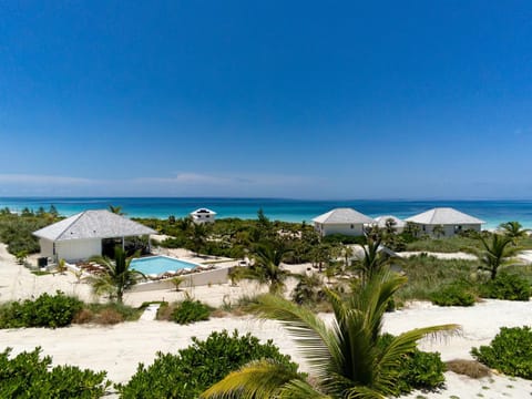 The Beach Bungalows Estate estate Apartment in North Eleuthera