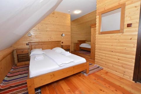 pensiunea rustic Ghetar Farm Stay in Cluj County