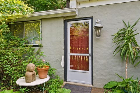 Property building, Spring, Garden view