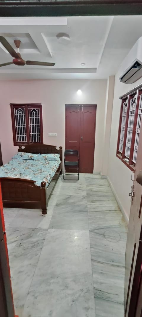 2 BHK completely furnished flat at good and eco ambience Apartment in Vijayawada