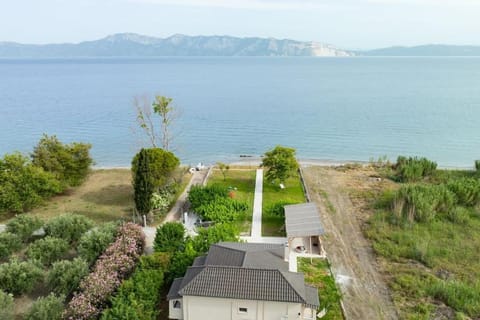 Sea Echoes Villa on the beach, Pefki, Evia Villa in Magnesia Prefecture, Greece