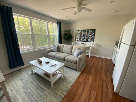 1 Bedroom in Historica Downtown Bluffton - host2coast Casa in Bluffton