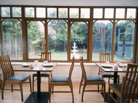 Garden, Seating area, Garden view, Breakfast