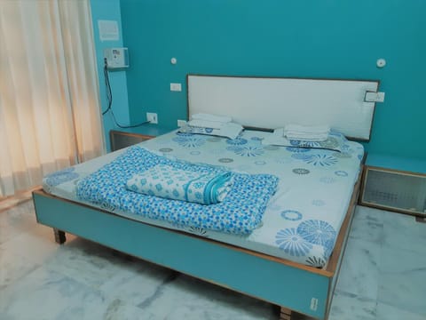 LAVISH Fully Furnished HOMESTAY - ISH, Atithya with various free amenities in Lucknow, INDIA Alquiler vacacional in Lucknow