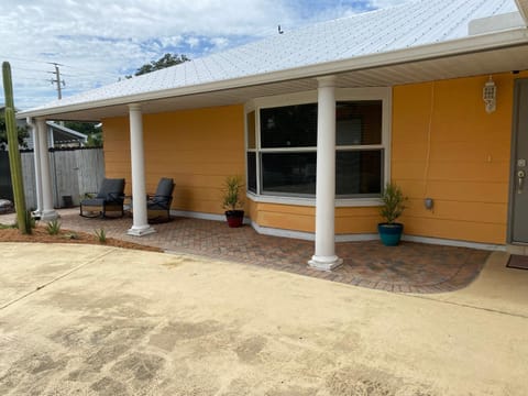 Property building, Patio, Seating area