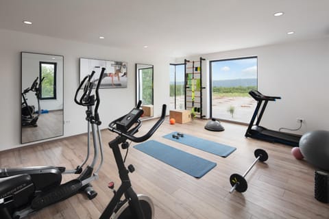 Fitness centre/facilities, Fitness centre/facilities, air conditioner