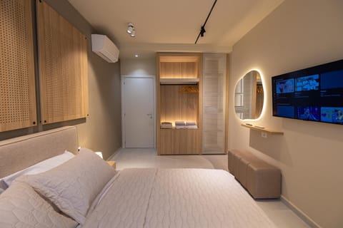 Bed, TV and multimedia, Bedroom, air conditioner