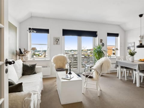 Apartment Reimer - 10m from the sea by Interhome Apartment in Rudkøbing