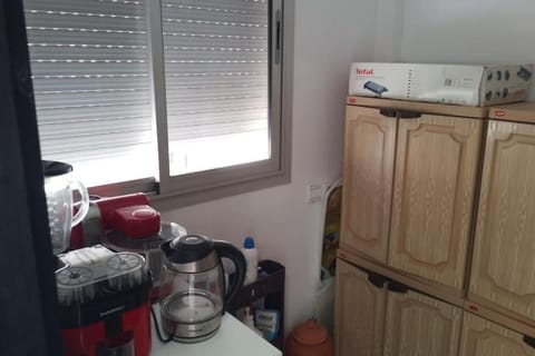 Uniquement Couples Mariés et Familles - Agréable appartement vue piscine Dar Bouazza en 2 Chambres, Terrasse, Balcon et cheminée - Interdit pour les célibataires et les couples non mariés - Hébergement non Fumeur - Interdiction de Fumer dans tout le bien Apartment in Casablanca-Settat